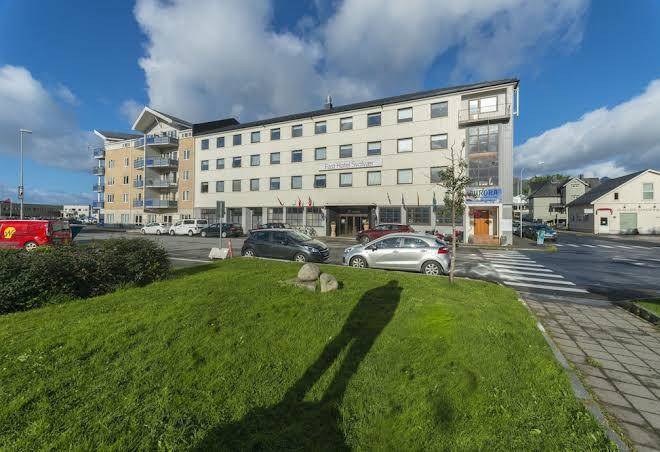 Fast hotel svolvaer