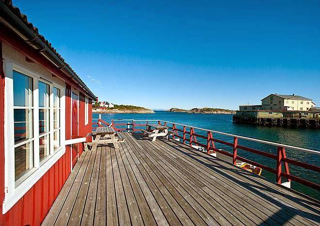 Henningsvaer rorbuer as