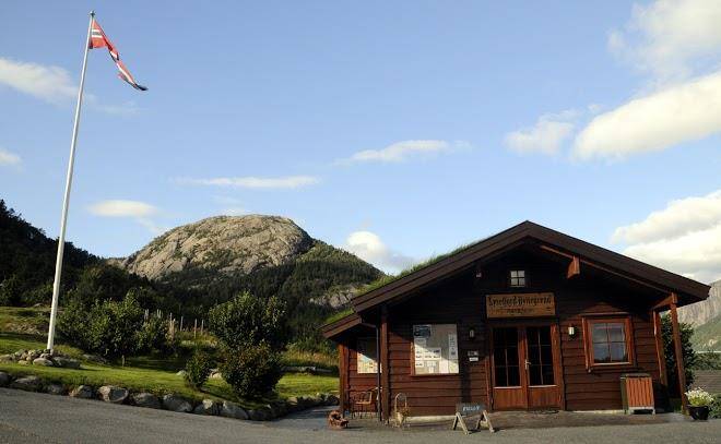 Lysefjord hyttegrend