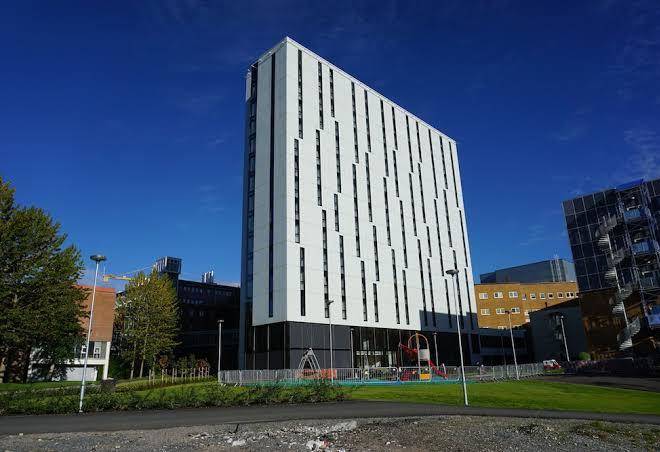 Penguin hotel unn patient hotel tromso