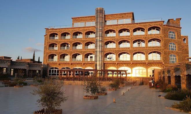 Sama hotel