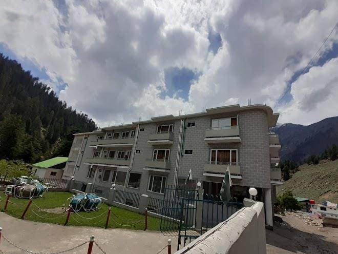 Cloud way hotel