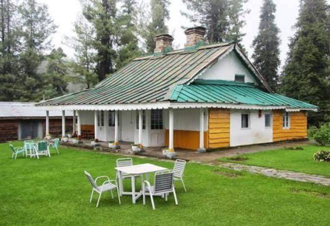 Green retreat hotel