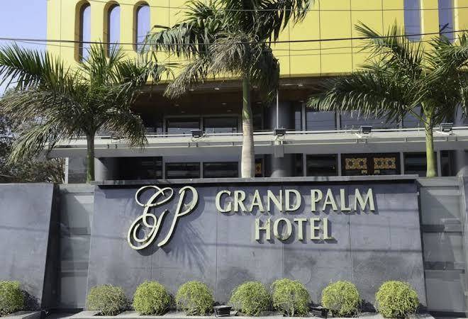 Grand palm hotel