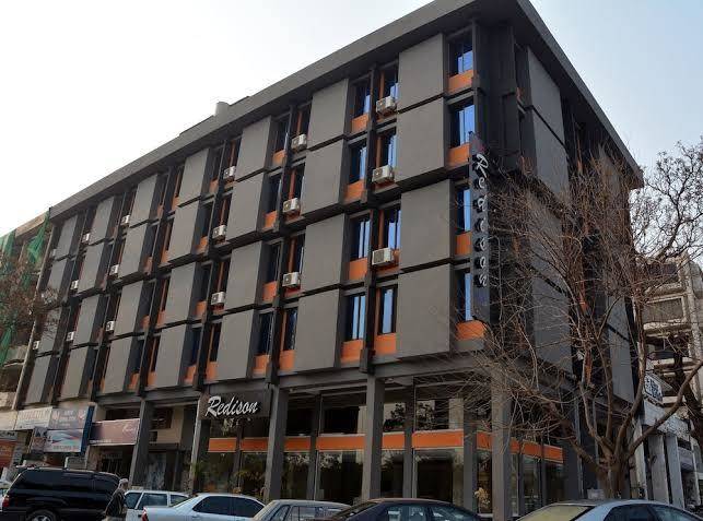 Hotel redison blue area