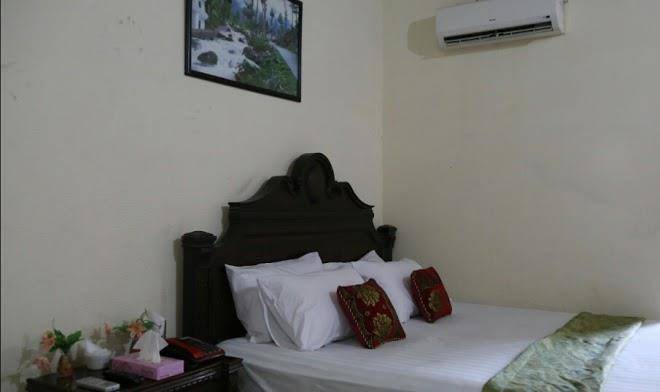 New pride hotel