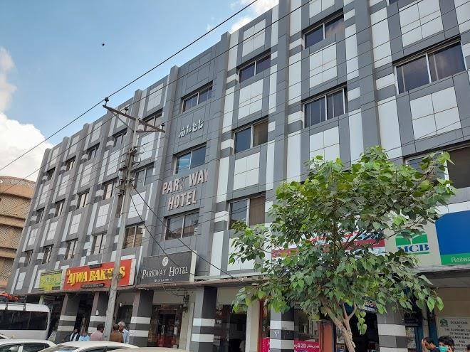 Parkway hotel