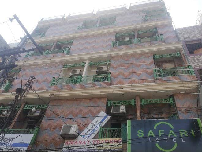 Safari hotel anarkali