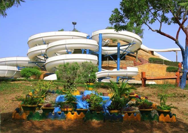 Dreamworld resort hotel & golf course