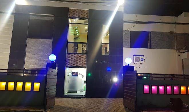 The region hotel vip hotel in karachi