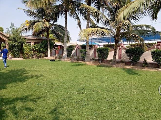 Windmill farm resort