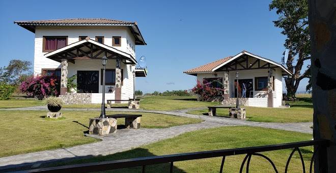 Country hill las lajas