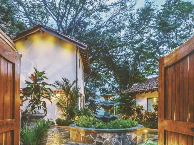 Sansara surf and yoga resort