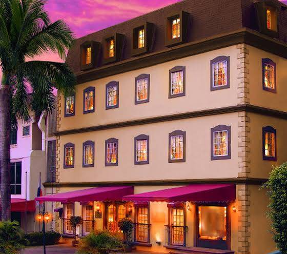 Hotel deville