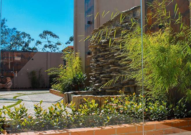 Nova hotel executive