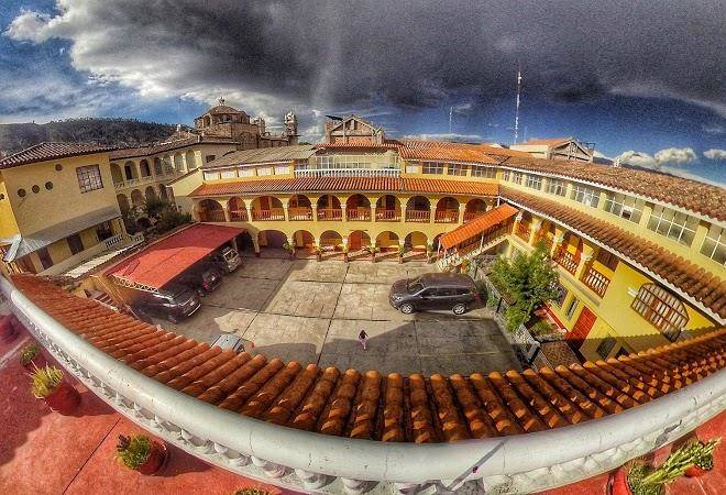 Hotel ayacucho santa rosa