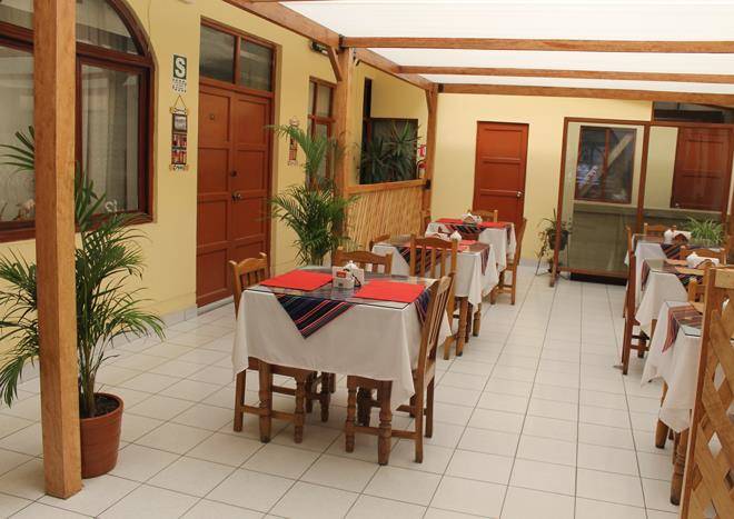 Hotel yanez inn