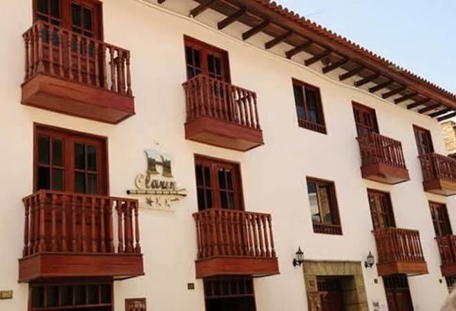 Hotel clarin