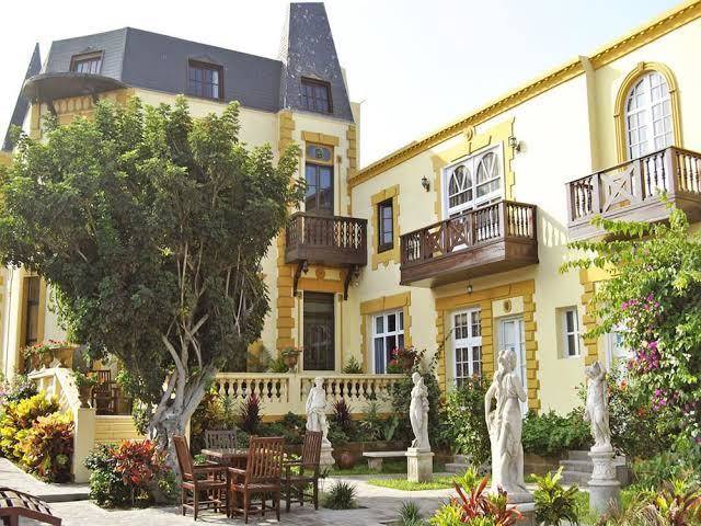 Seamen's club peru