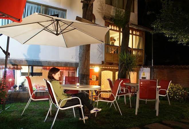 Thomas Grill & Garden Image