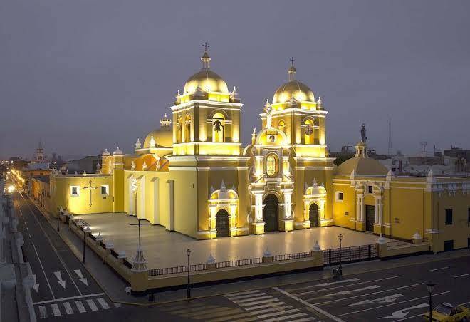 Hotel los inkas trujillo