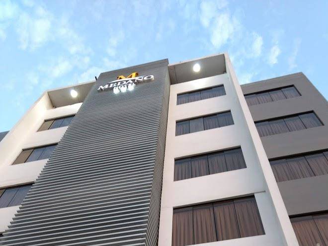 Hotel y restaurante medano