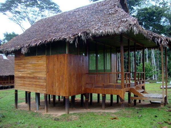 Huitoto lake lodge