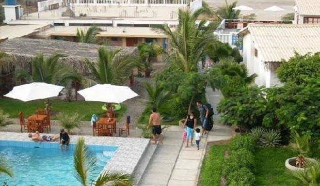 Hotel frente al mar