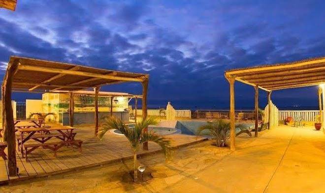 Hotel lobitos