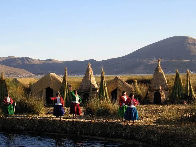 Uros khantati island