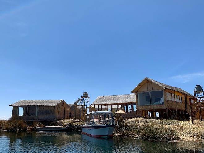 Uros qhantany lodge
