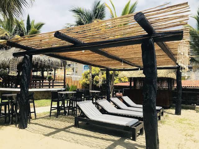 Blue point hotel restaurante frente a playa