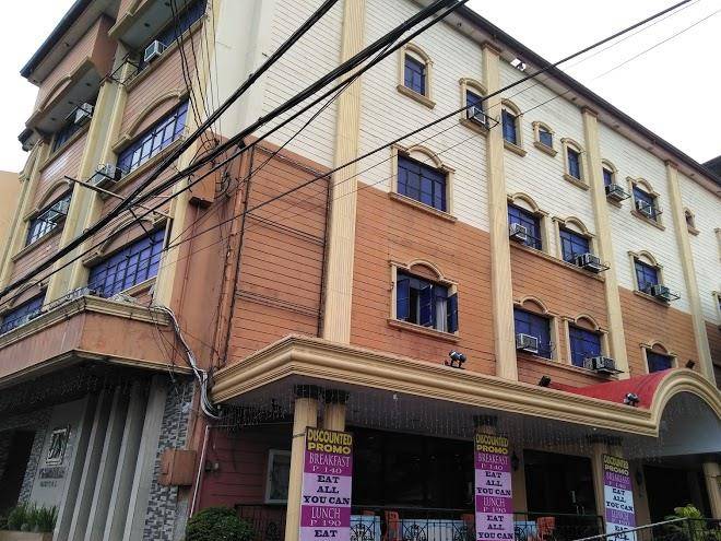 Moraville hotel