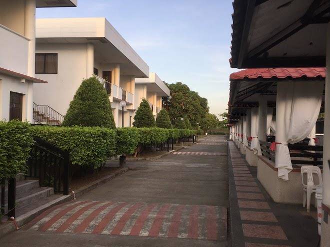 Eastern star resort