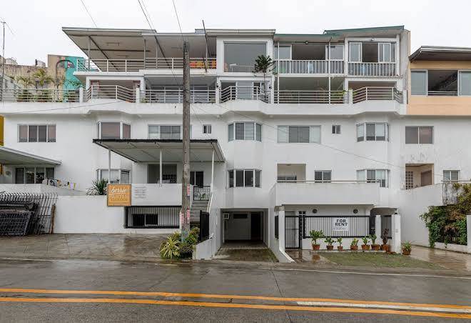 Berrie Suites Hotel Image