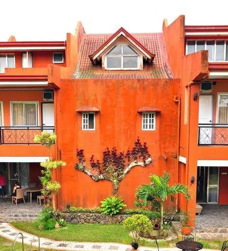 Pura vida resort and hotel