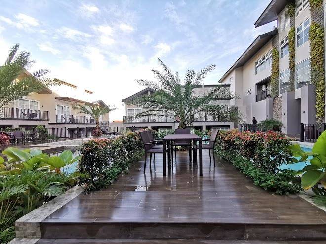Royale parc hotel tagaytay