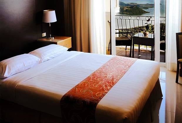 The lake hotel tagaytay