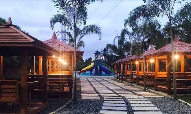 Woodside farm & waterparks