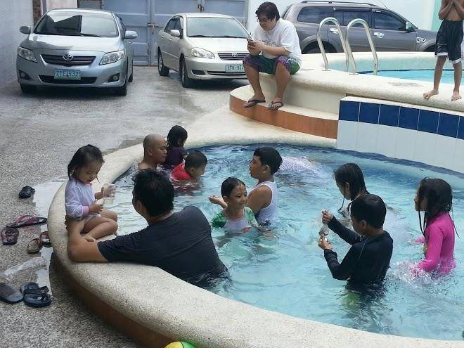 Maxine's resort