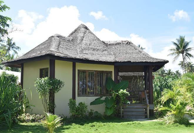 Jonas & twins resort