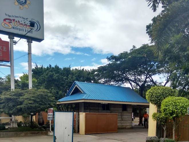 8 Waves Waterpark & Hotel Image