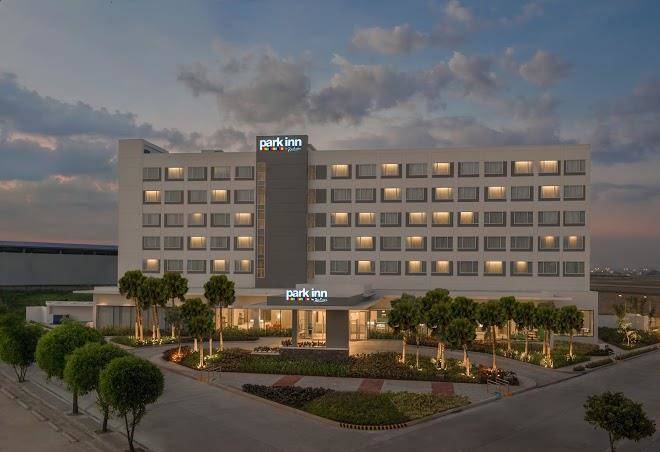 Park inn by radisson clark