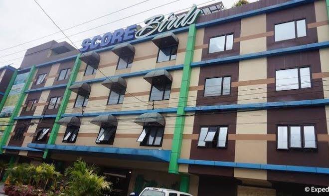 Score birds hotel