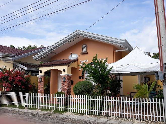 Royal palms panglao