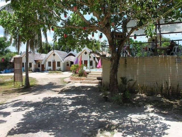 Tres Sophias Resort And Restaurant Image