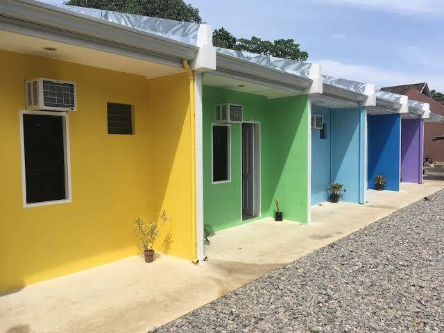 Tropical stay motel