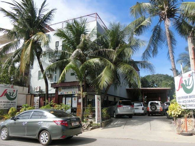 Axis pension hotel