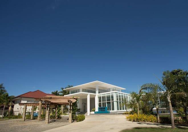 Chateau by the sea