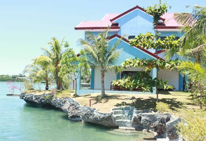 Green One Hotel Mactan Image